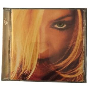 🔵 3/ $15 - Madonna / Greatest Hits Vol.